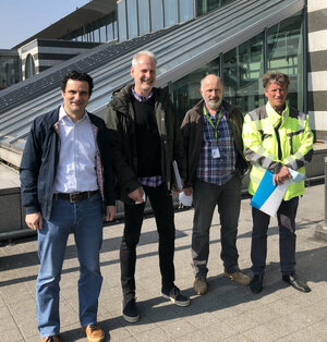 V. l. Antonio Di Salvio (MICROSENS), Markus Michael (Talk GmbH), Ulf Fiand und Eberhard Reinsch (Flughafen Dortmund) v. l. Antonio Di Salvio (MICROSENS), Markus Michael (Talk GmbH), Ulf Fiand und Eberhard Reinsch (Flughafen Dortmund)